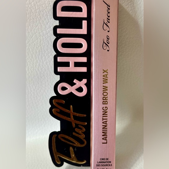 Fluff and Hold Laminating Brow Wax by Too Faced in clear color - Picture 4 of 4
